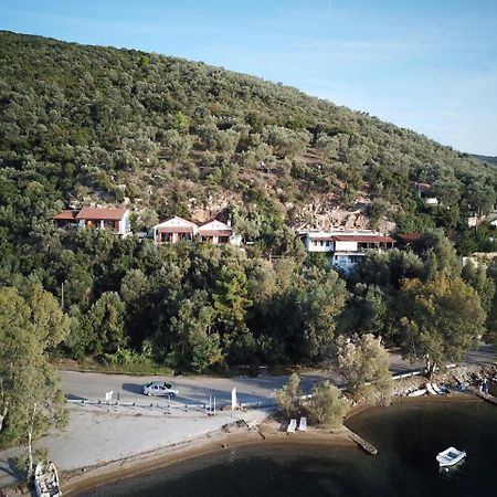 Dimitra Apartments Milína Exteriér fotografie